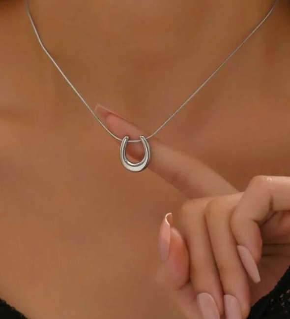 Silver Colour Stainless Steel U-Shaped Pendant Necklace - Non Tarnish