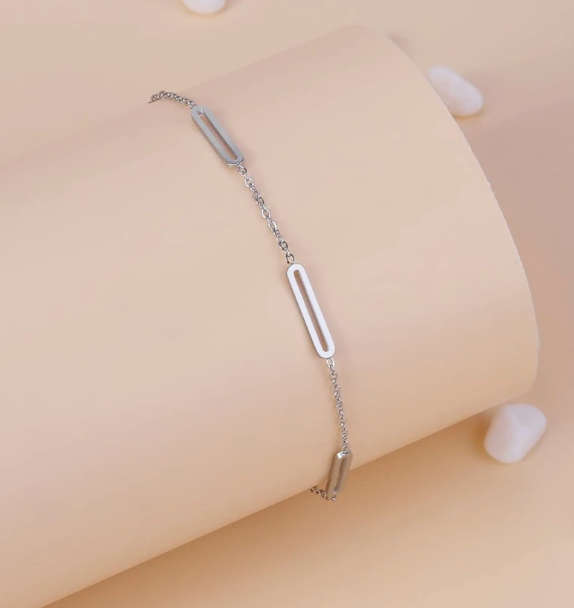Elegant Silver Colour Geometric Stainless Steel Bracelet in Jewellery Gift Box