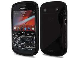 Black Streamline Gel Case for BlackBerry Bold 9900 + Screen Protector