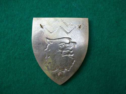 44 Parachute Brigade 18 Light Regiment Left Hand Flash ( pins intact )