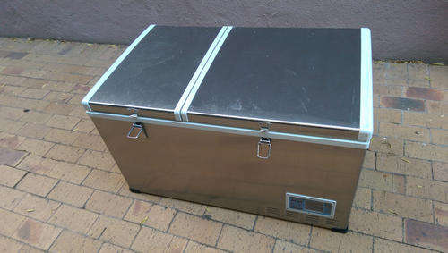 80 liter stainless steel 12V Camping Fridge Freezer