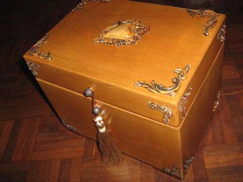 Jewelery box