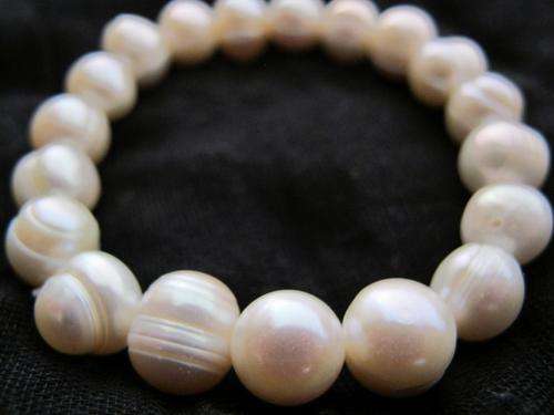 CRAZY R1 START!!! Genuine Freshwater Pearl Bracelet