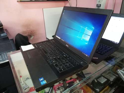 4th gen i7, 32GB RAM, 256GB SSD, 1TB HDD NVIDIA QUADRO 4GB, DELL PRECISION M6800 WORK STATION LAPTOP