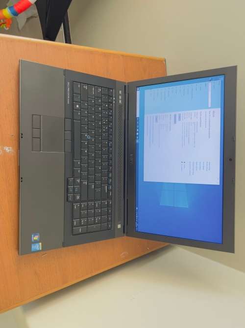 SALE. I7, 16GB RAM, 256GB SSD, AMD FIRE PRO GRAPHICS , DELL M6800 17 INCH WORKSTATION
