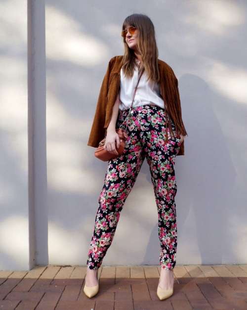 Vintage high waisted floral pants / stretch waist / perfect condition / size medium