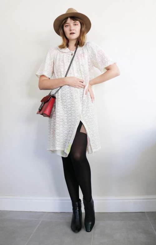 Vintage white lace dress / loose fitting dress / button up dress / size medium
