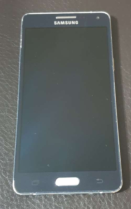Samsung Galaxy A5, open to all networks.