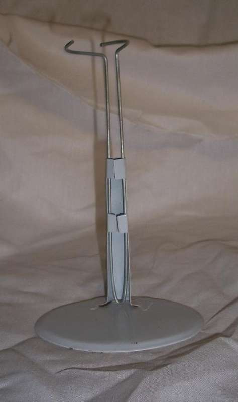 Doll stand small