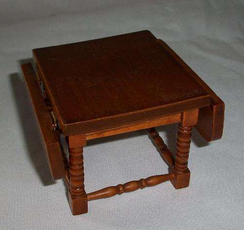 Doll house drop side table