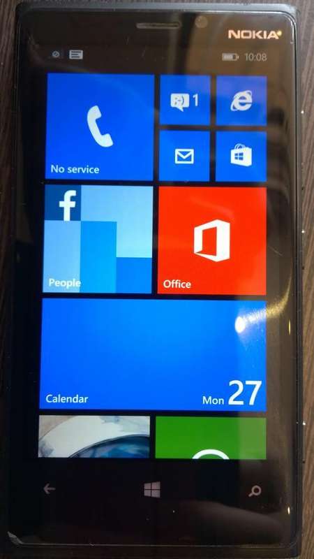 Used Nokia Lumia 920 with original box, manual and charger + cover