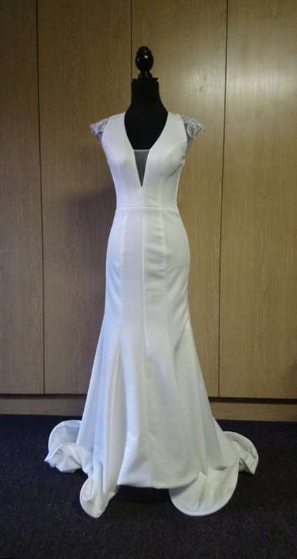 ***FINAL CLEARANCE SALE***Off-White Wedding Dress
