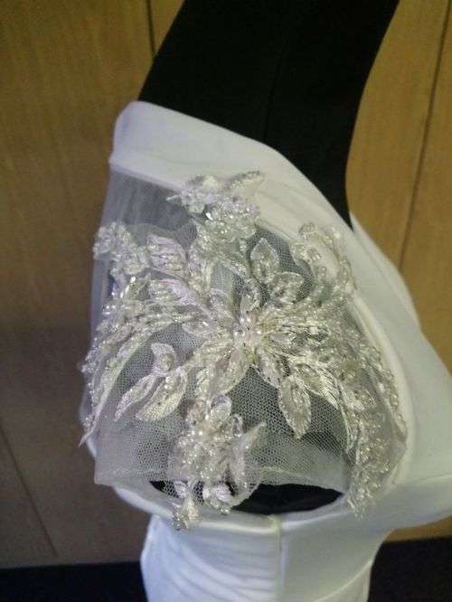 ***FINAL CLEARANCE SALE***Off-White Wedding Dress