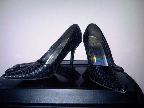 Plum Black Heels Size 8