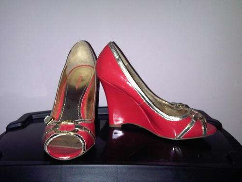 Coral/Gold Wedges Size 8