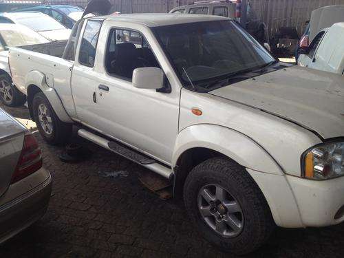 Nissan Hardbody 3.0diesel kingcab "please ready before bid"