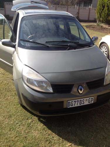 2008 Renault scenic joie de voir 1.6lt man