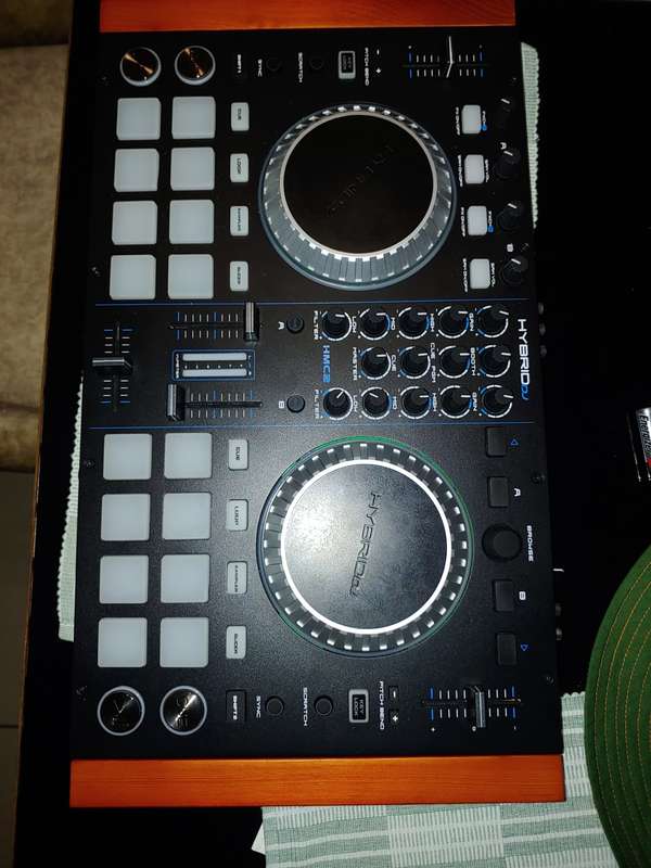 Hybrid DJ HMC2 DJ Controller