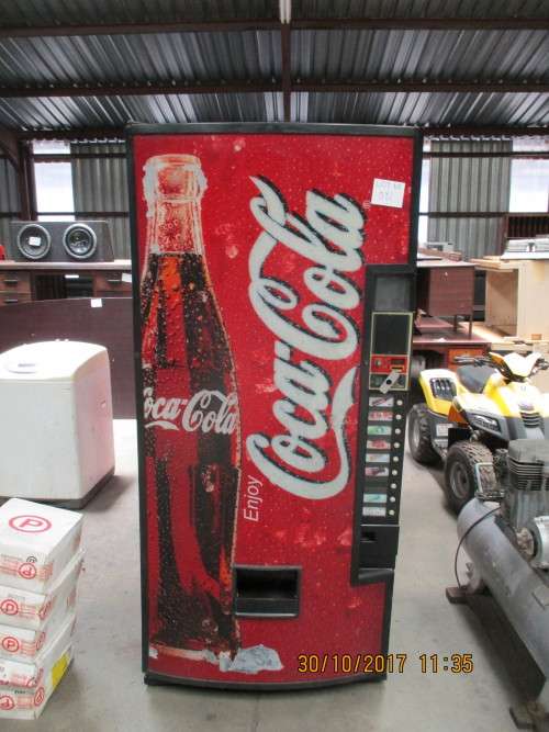 LAST ONE COCA COLA VENDING MACHINE R14500