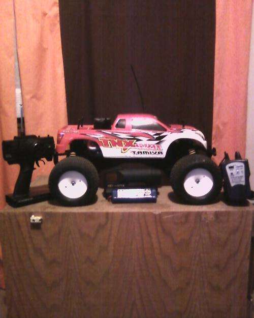 TAMIYA TNX 5.2 Nitro car