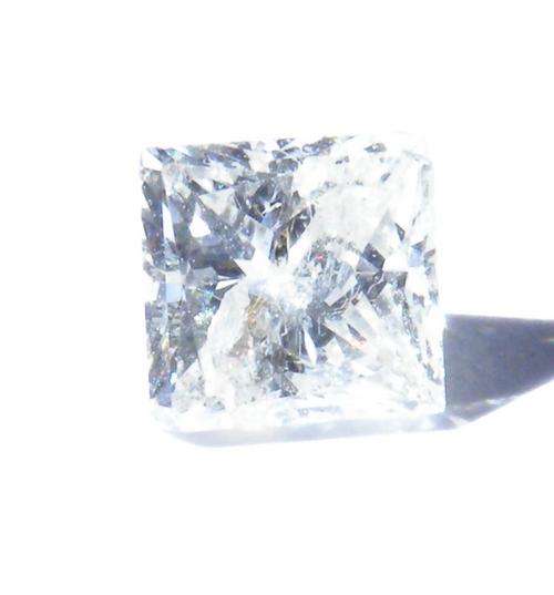 STUNNING PRINCESS!!!- K COLOUR 0.69ct NATURAL  DIAMOND