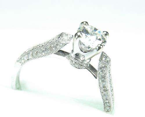 DELICATELY DETAILED DELIGHT ***A STUNNING GISA CERTIFIED 0.89ct DIAMOND RING!!!