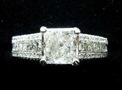 FOR A PRINCESS ##CERTIFIED AND VALUED## 2.17ct BEAUTIFUL DIAMOND RING