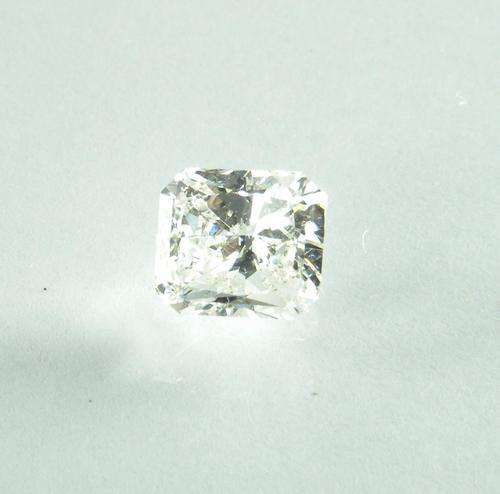 STUNNING CERTIFIED WHITE VS CLARITY 0.88CT DIAMOND  !!!!!