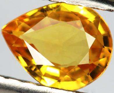 BREATHTAKING...0.56 CTS...GOLDEN YELLOW NATURAL SAPPHIRE!!...WHAT A BEAUT!