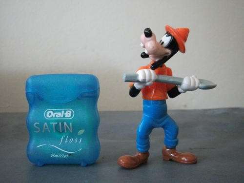 GOOFY FIGURE
