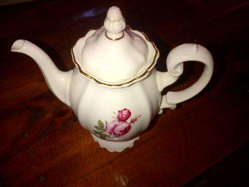 Vintage Constantia Tea Pot