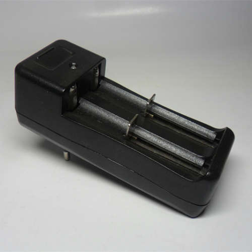 Univeral Double Li-ion Batteries Charger