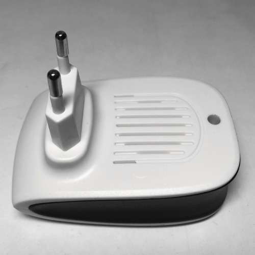 Electronic (Ultrasonic) Pest Repeller- 3 items free delivery promotion
