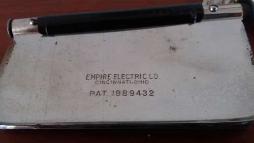 Empire Electric Travel Trouser Press