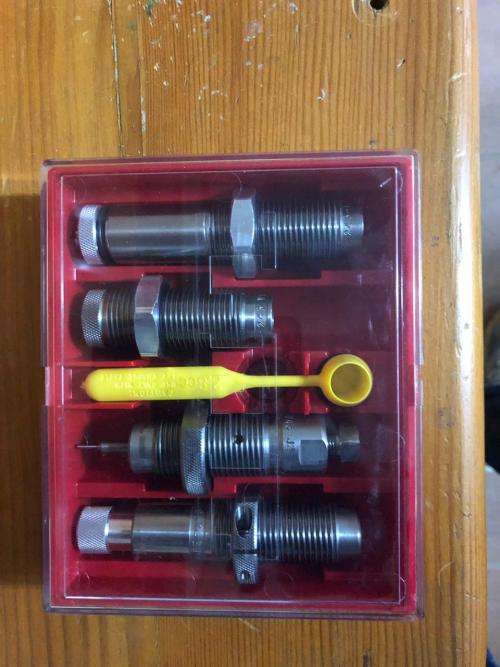 Reloading equipment 243 Win Die