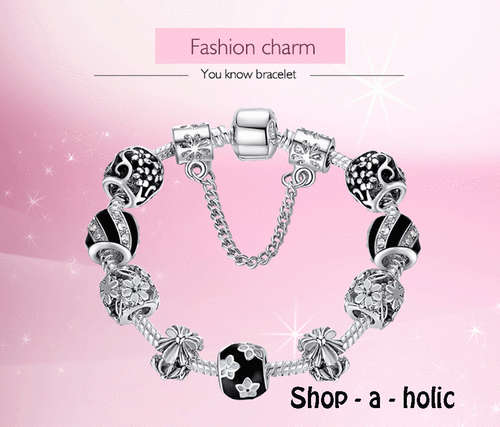 *** Stunning Crystal  Charm Bracelet ***