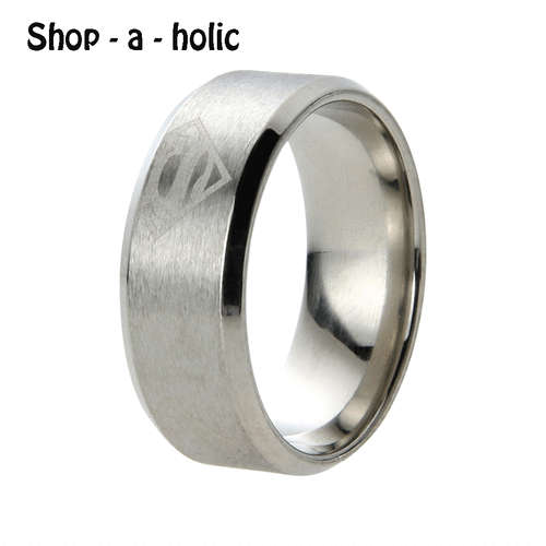 *** LIMITED EDITION : SUPERMAN ~ Mens 8mm Wide ~  Titanium Silver* Size R - 18.78MM ***