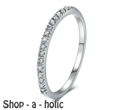 *** STUNNING CLASSICAL CZ WEDDING RING * Size Q - 18.45MM ***