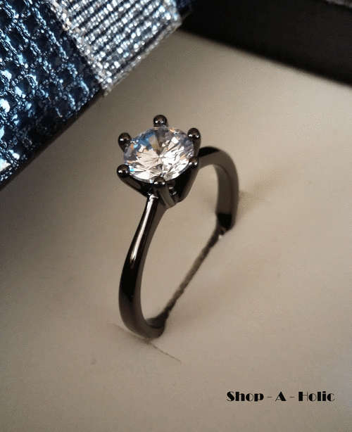 ***1 CARAT SOLITAIRE ~ 18K BLACK GOLD PLATED ~ SIM DIAMOND ENGAGEMENT RING * Size 8 / P ***