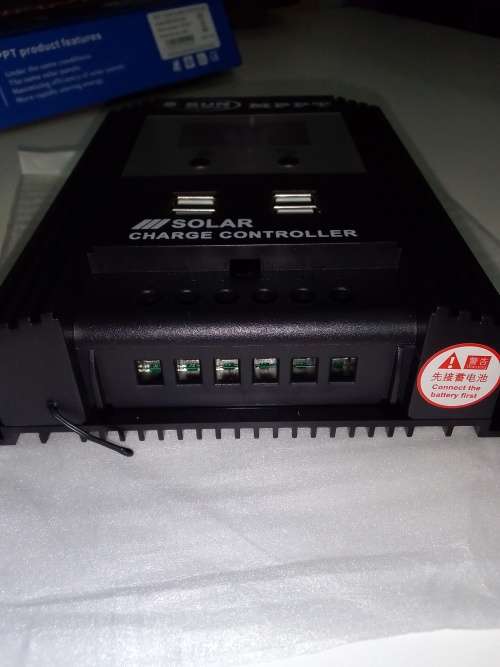20A 12V/24V Mppt solar charge controller