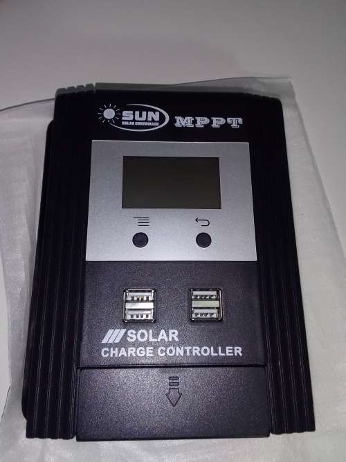 20A 12V/24V Mppt solar charge controller