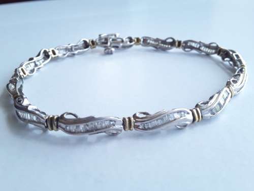 10k white and yellow gold 1.00ct diamond bracelet