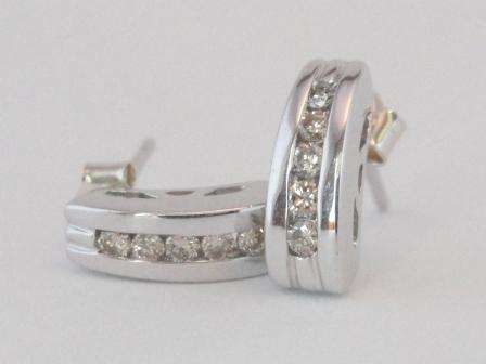 9CT WHITE GOLD PAIR OF 1/5 CARAT CHAMPAGNE DIAMOND EARRINGS *Relisted