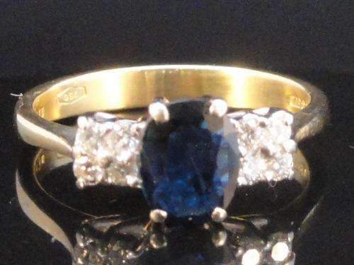 BEAUTIFUL ***1.20CT BLUE SAPPHIRE & DIAMOND RING 18CTGOLD