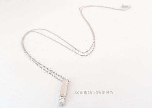ITALIAN 9CT WHITE GOLD & DIAMOND PENDANT WITH CHAIN!!!!