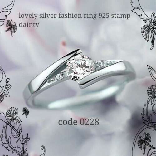 Ring Sterling Silver, 3 CZ stone Ring, Classic,Beautiful, Free Ring Box SIZE,4.5
