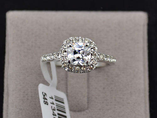 ***STUNNING! 18K WHITE GOLD PLATED ZIRCON ENGAGEMENT RING***SIZES 5.5, 6, 6.5 & 7