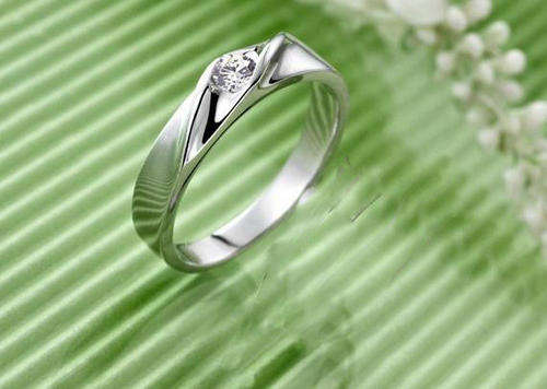 ***GORGEOUS! 925 STERLING SILVER & CZ BAND RING***SIZE 6