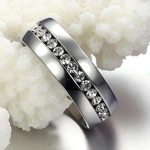 ***MENS STAINLESS STEEL CZ WEDDING RING****SIZE 10