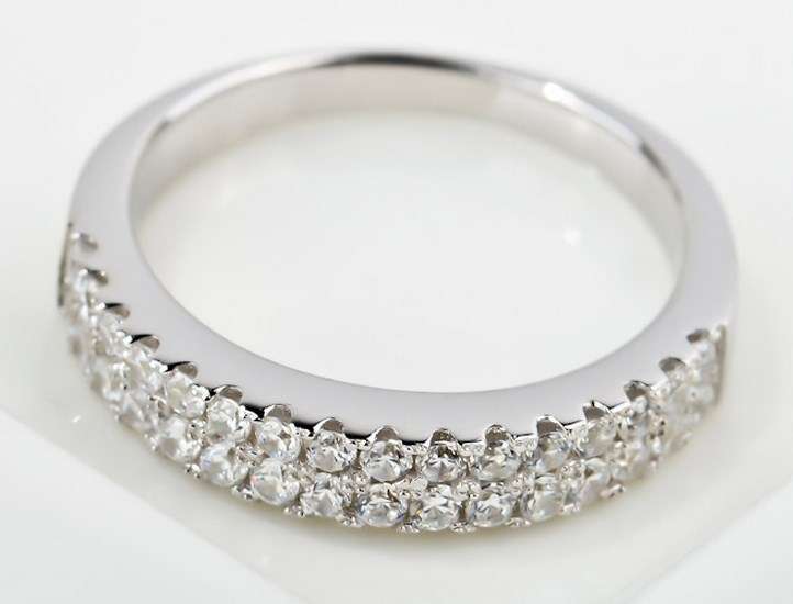 BEAUTIFUL 925 SILVER CZ ETERNITY / WEDDING RING SIZE  7
